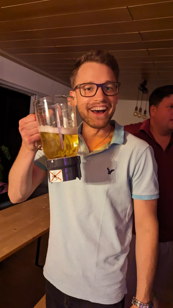 PXL_20230812_213242325.MP